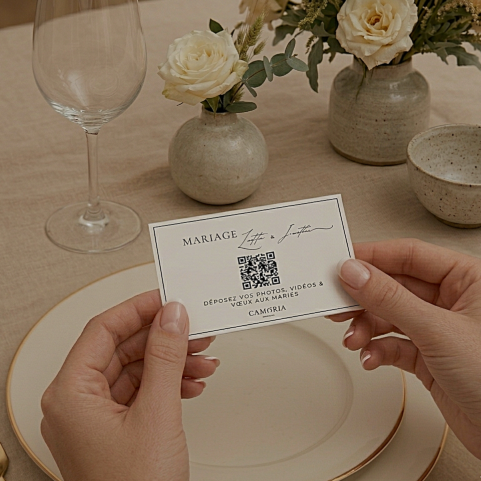 Design carte QR code mariage personnalisée envoyée par voie postale - service clé en main galerie digitale privée invités